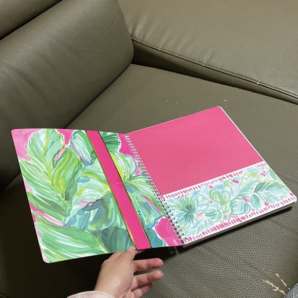 Lily Pulitzer notebook - Picture 2 of 4